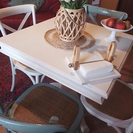 Dove Gira Il Sole Apartment *